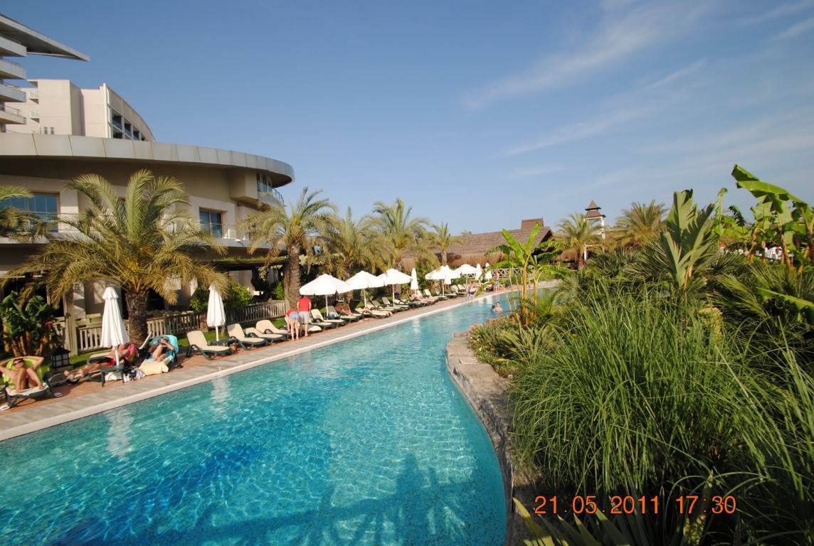 imagini hotel ROYAL WINGS LARA